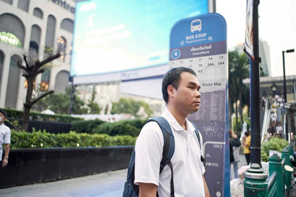 TALKABLE BUS SHELTER Project